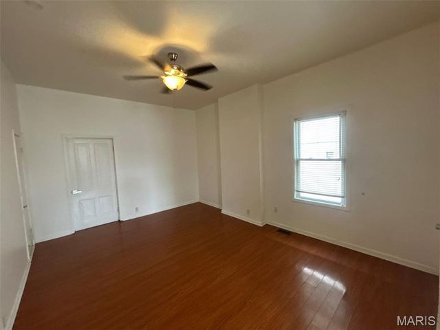 3342 Iowa Avenue, St Louis, MO 63118