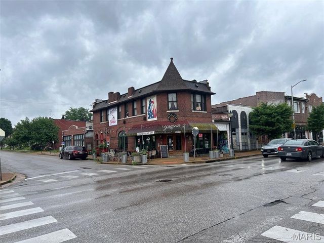 3342 Iowa Avenue, St Louis, MO 63118