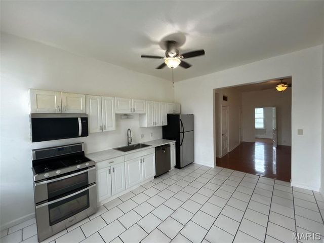 3342 Iowa Avenue, St Louis, MO 63118