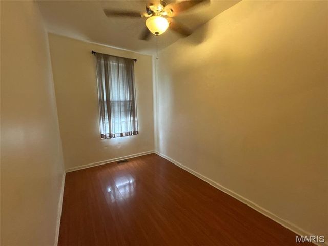 3342 Iowa Avenue, St Louis, MO 63118