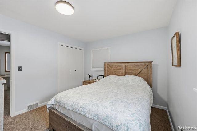 28961 Joan Street, Saint Clair Shores, MI 48081