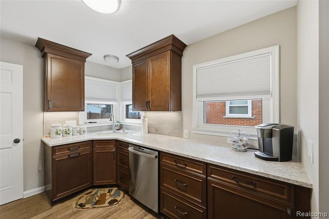 28961 Joan Street, Saint Clair Shores, MI 48081