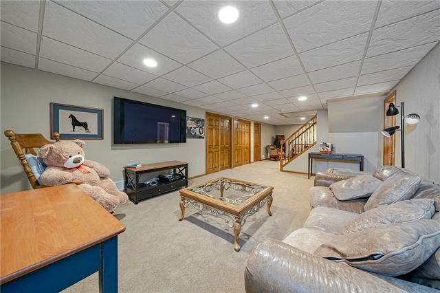 631 Rose Garden Terrace, Unity Twp, PA 15650