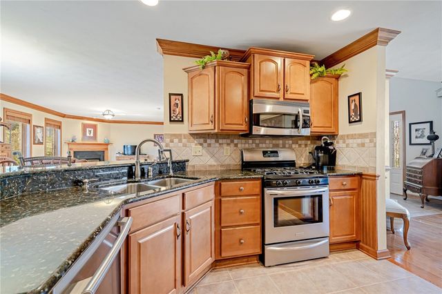 631 Rose Garden Terrace, Unity Twp, PA 15650