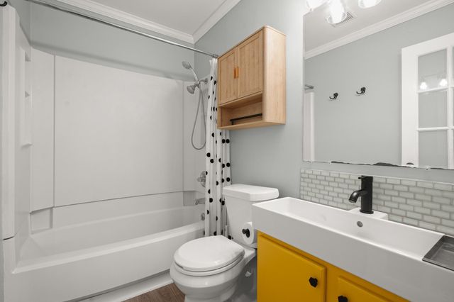 7903 Bixler DR, Austin, TX 78744