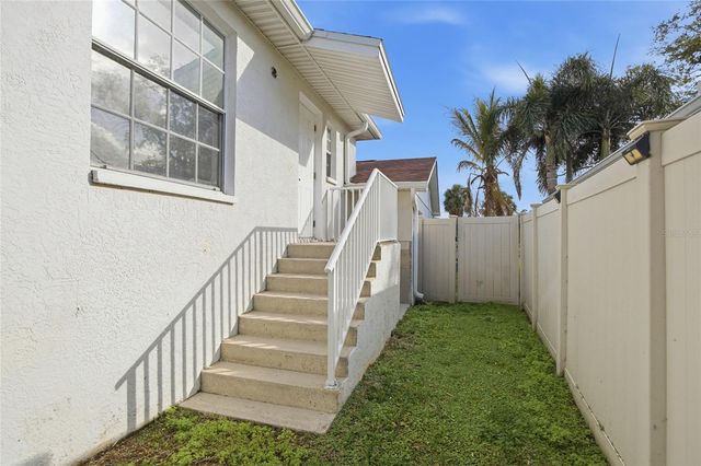 1801 BAYOU GRANDE BOULEVARD NE, St Petersburg, FL 33703