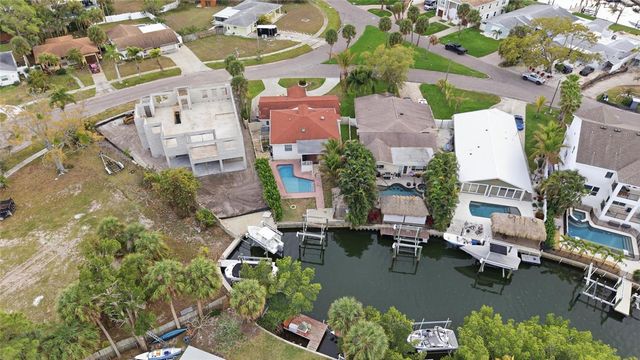 1801 BAYOU GRANDE BOULEVARD NE, St Petersburg, FL 33703