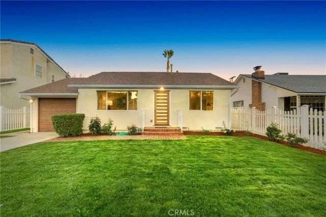 4534 Lennox, Sherman Oaks, CA 91423