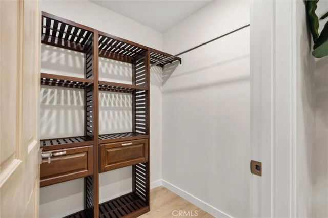 4534 Lennox, Sherman Oaks, CA 91423