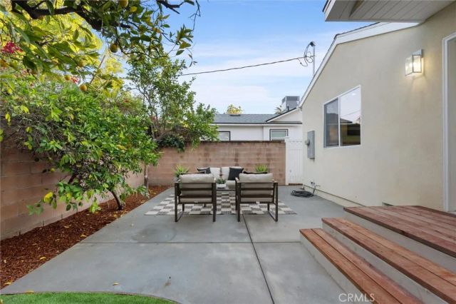 4534 Lennox, Sherman Oaks, CA 91423