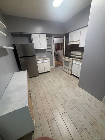 2426 Grand Avenue, Baldwin, NY 11510