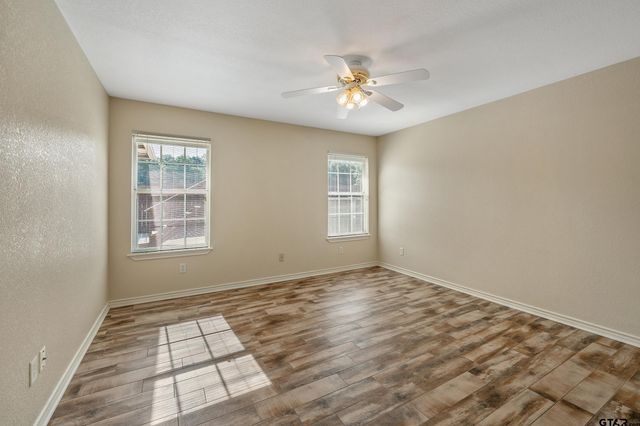 672 Inwood St, Mineola, TX 75773