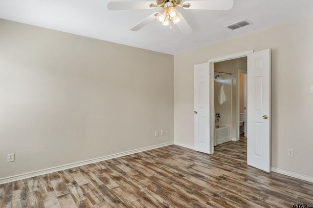 672 Inwood St, Mineola, TX 75773