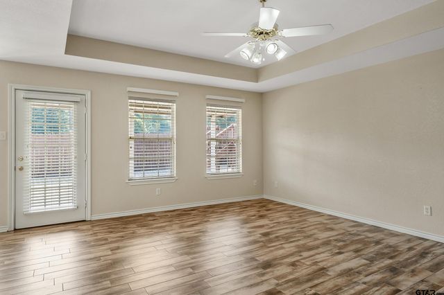 672 Inwood St, Mineola, TX 75773