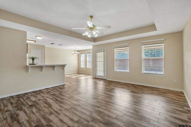 672 Inwood St, Mineola, TX 75773