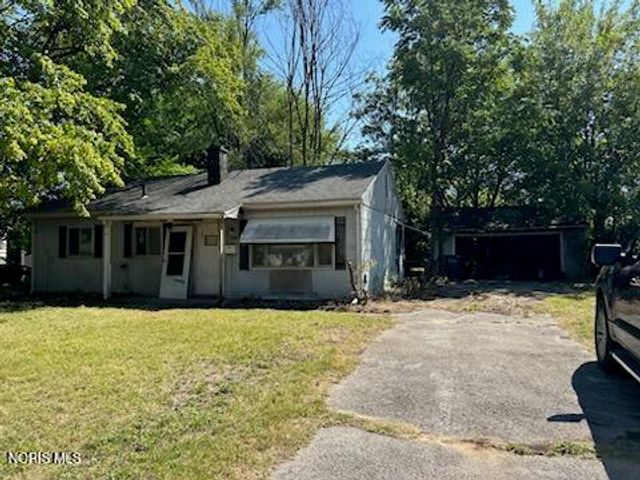 1628 Raynor Drive, Toledo, OH 43615