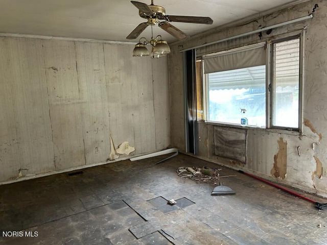 1628 Raynor Drive, Toledo, OH 43615