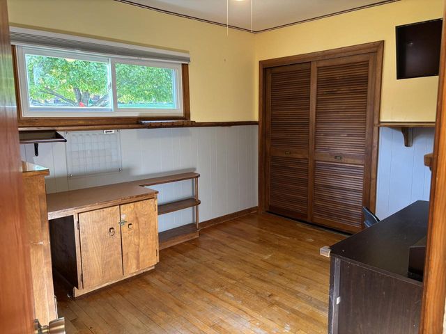 646 Summit AVENUE, Oconomowoc, WI 53066