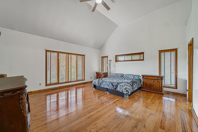 23 Amanda Lane, Yorkville, IL 60560