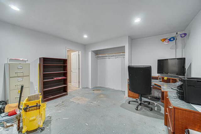 23 Amanda Lane, Yorkville, IL 60560