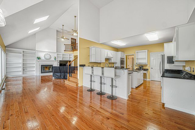 23 Amanda Lane, Yorkville, IL 60560