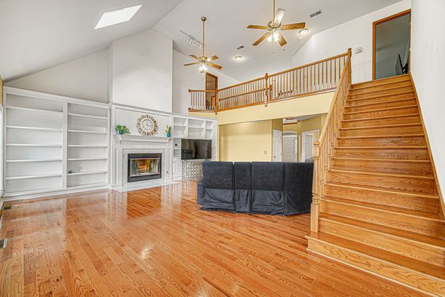 23 Amanda Lane, Yorkville, IL 60560