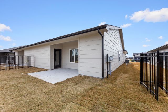 11452 W 35th Cir, Wichita, KS 67215