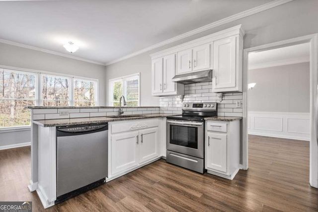 680 SOMERSET VALE Drive, Lawrenceville, GA 30044