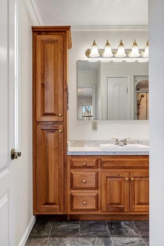 503 S Pine St, Monterey, TN 38574