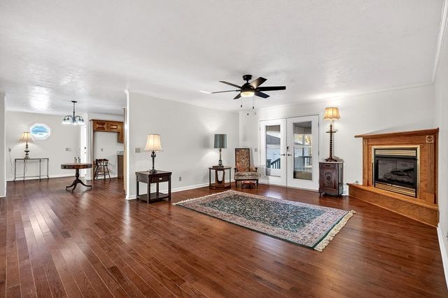503 S Pine St, Monterey, TN 38574