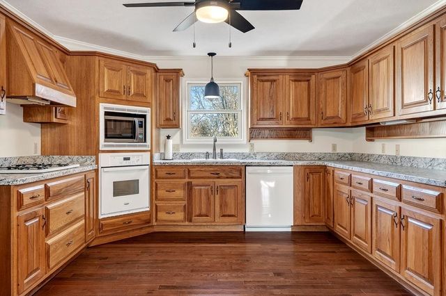 503 S Pine St, Monterey, TN 38574
