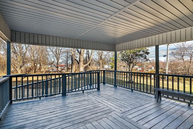503 S Pine St, Monterey, TN 38574
