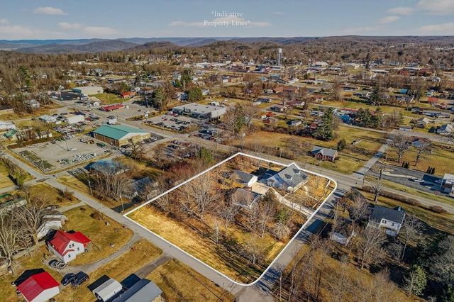 503 S Pine St, Monterey, TN 38574