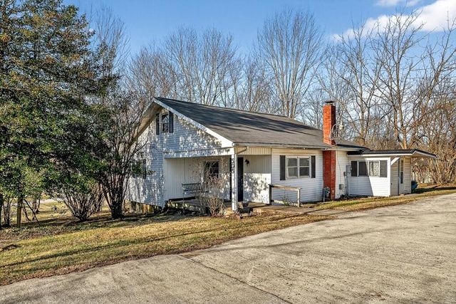 503 S Pine St, Monterey, TN 38574