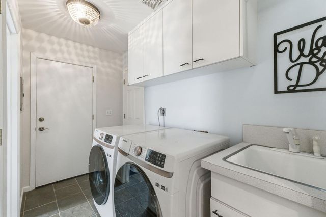 6244 N Farris Avenue, Fresno, CA 93711