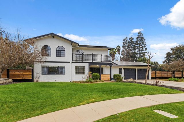 6244 N Farris Avenue, Fresno, CA 93711