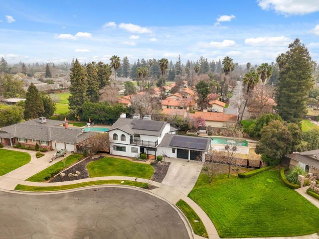 6244 N Farris Avenue, Fresno, CA 93711