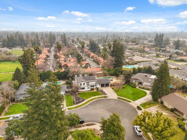 6244 N Farris Avenue, Fresno, CA 93711