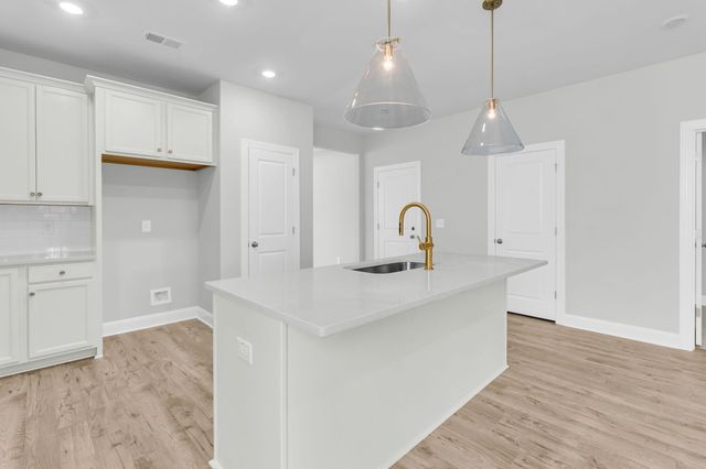733 Maynard Lane, Summerville, SC 29486