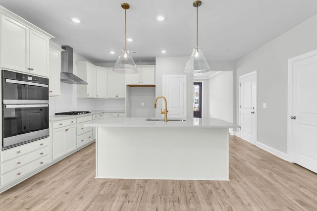 733 Maynard Lane, Summerville, SC 29486