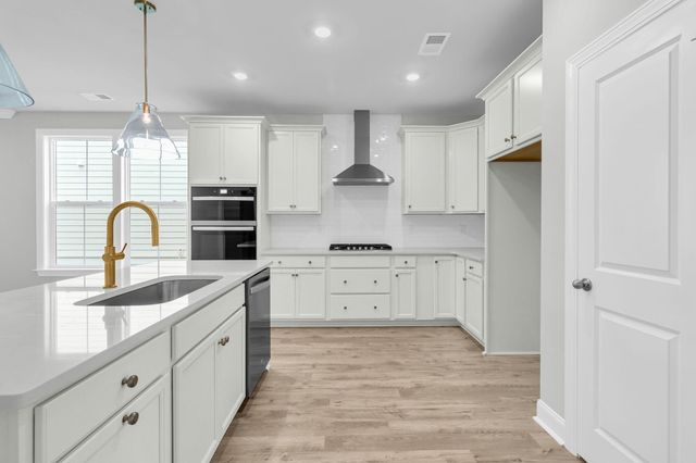 733 Maynard Lane, Summerville, SC 29486