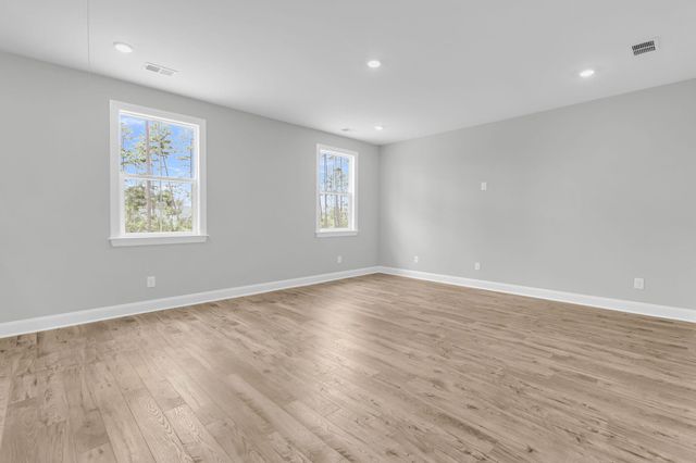 733 Maynard Lane, Summerville, SC 29486