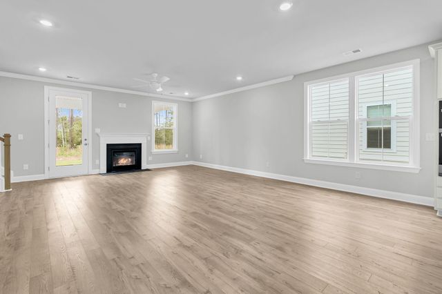 733 Maynard Lane, Summerville, SC 29486