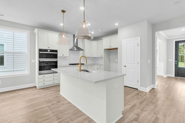733 Maynard Lane, Summerville, SC 29486