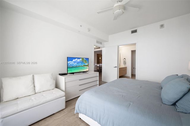 600 NE 27th St 1402, Miami, FL 33137