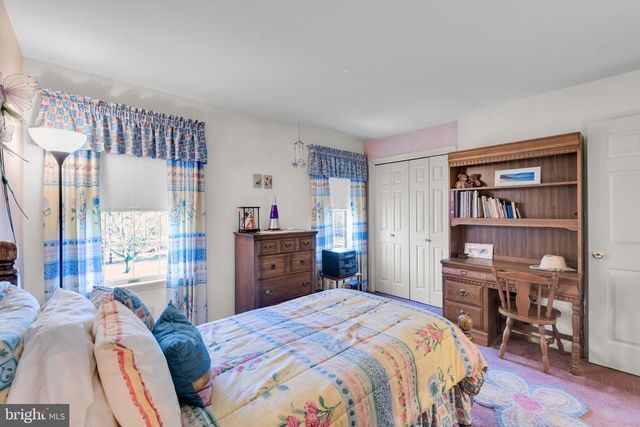 2178 WEHR MILL RD, Allentown, PA 18104