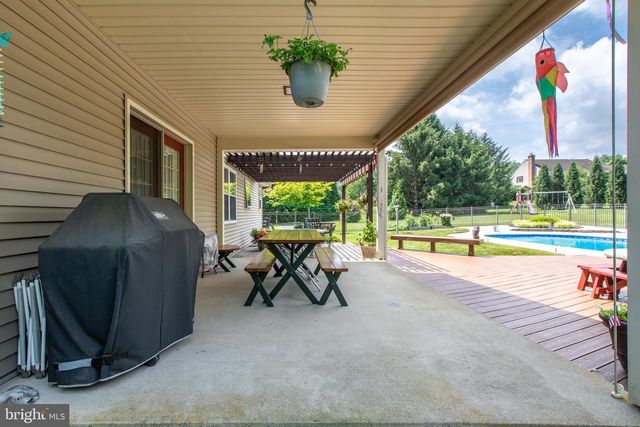 2178 WEHR MILL RD, Allentown, PA 18104