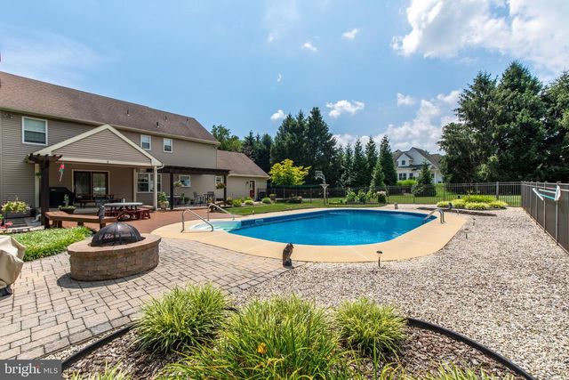 2178 WEHR MILL RD, Allentown, PA 18104