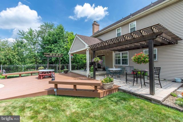 2178 WEHR MILL RD, Allentown, PA 18104