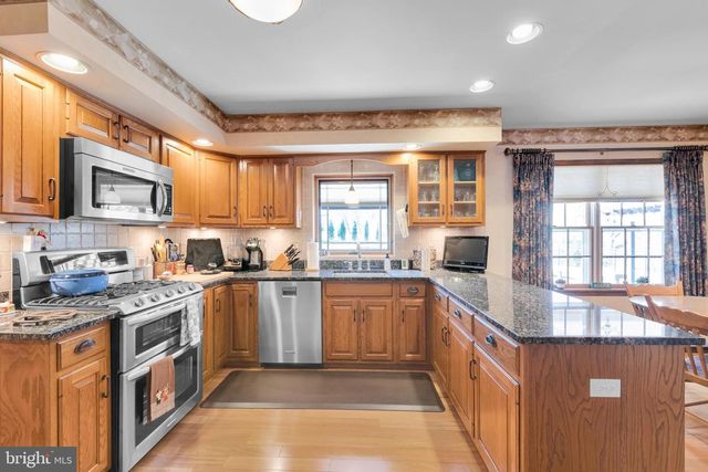 2178 WEHR MILL RD, Allentown, PA 18104